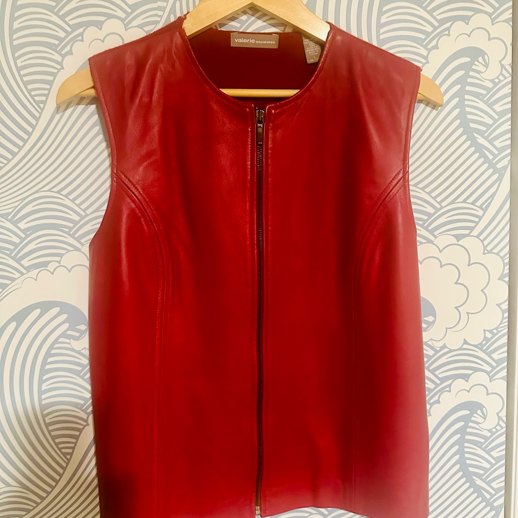 Red Leather Vest With Fine Merino Wool And Zipper Closure